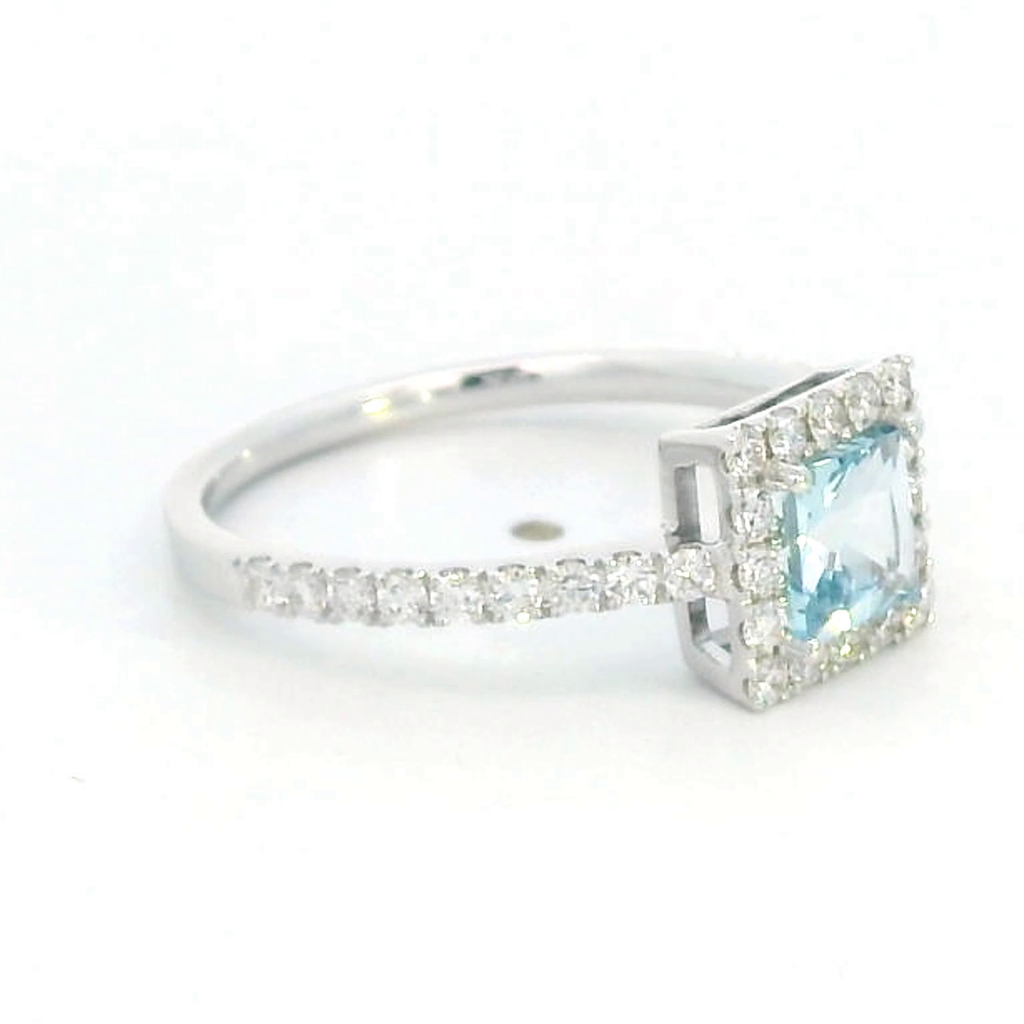 Square-cut Aquamarine and Diamond Ring in 18K White Gold - Elegant Halo Design
