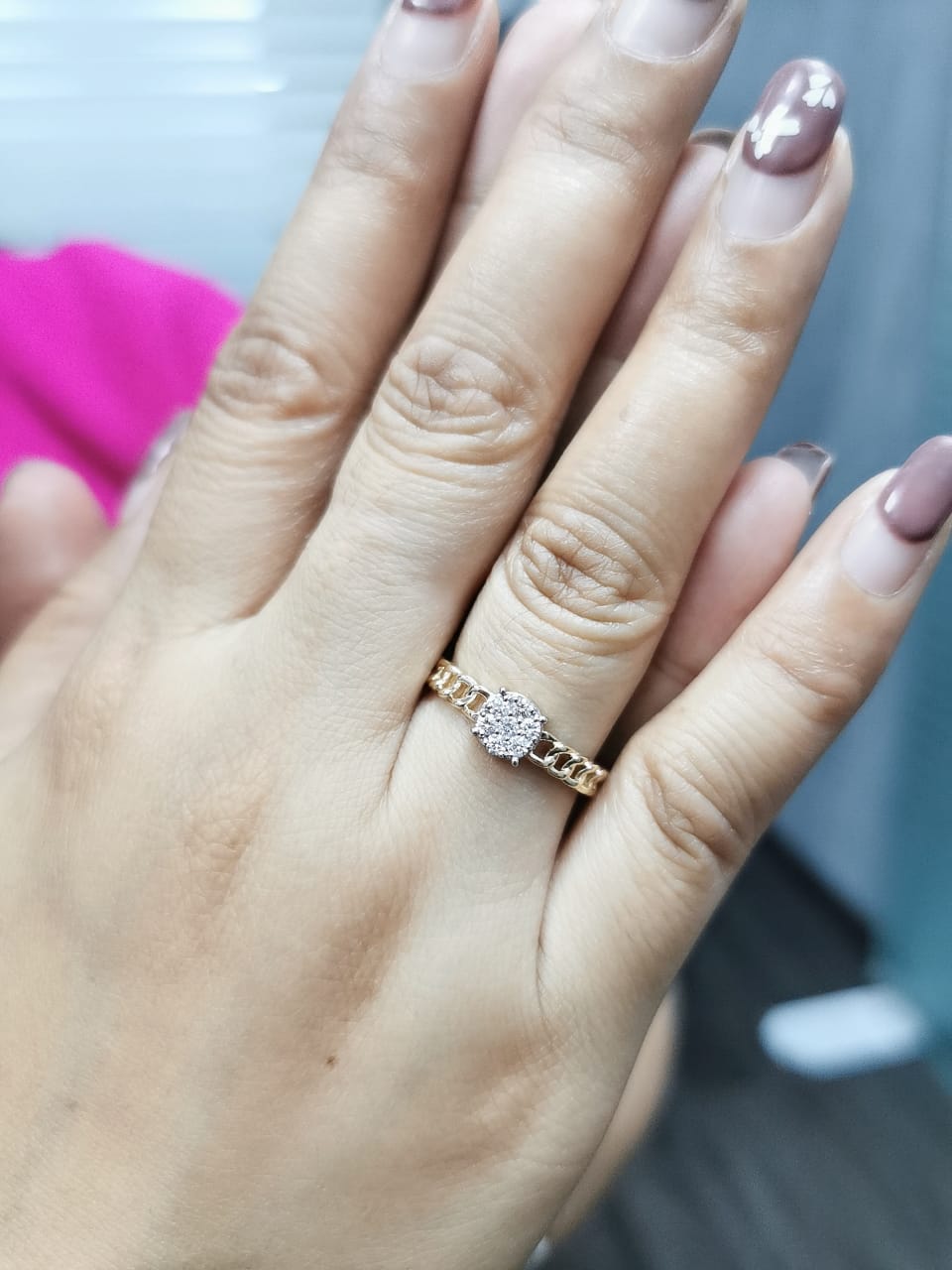 18K Yellow Gold Ring with 0.24ct Diamond Cluster and Cuban Link Chain Band – Women's Gift Box Included