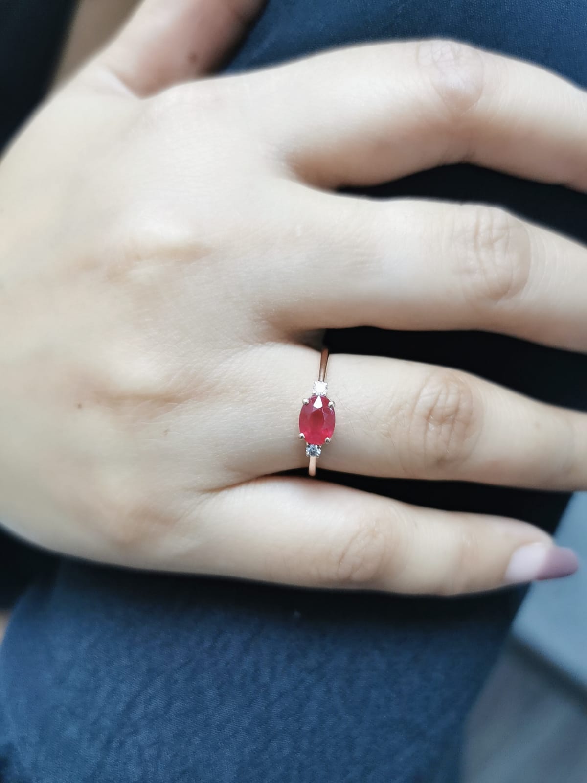 Exquisite 18K Gold Ruby and Diamond Ring (1.06ct Ruby | 0.06ct Diamonds)
