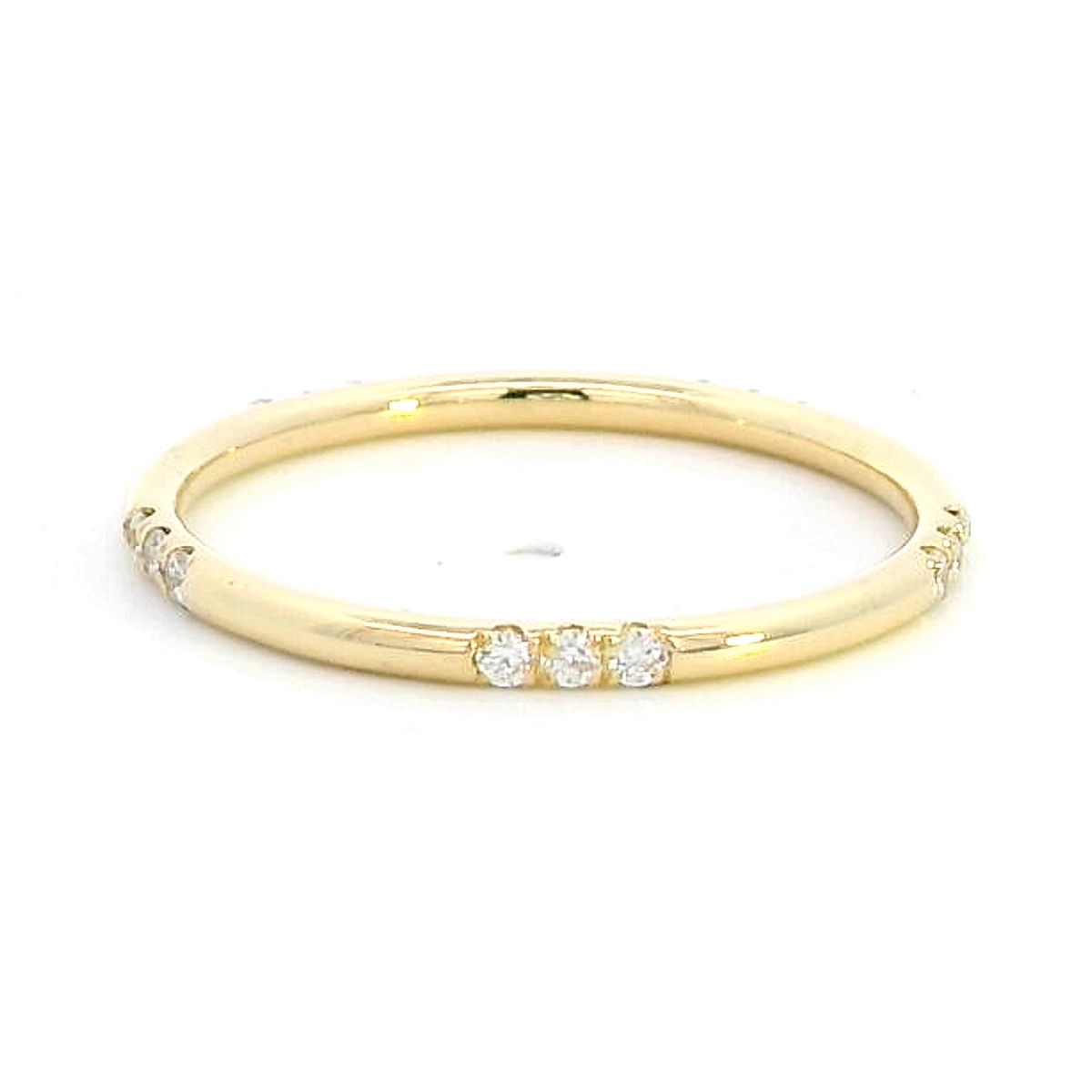 18k Yellow Gold Diamond Ring with 0.16 Carats - Minimalist Design