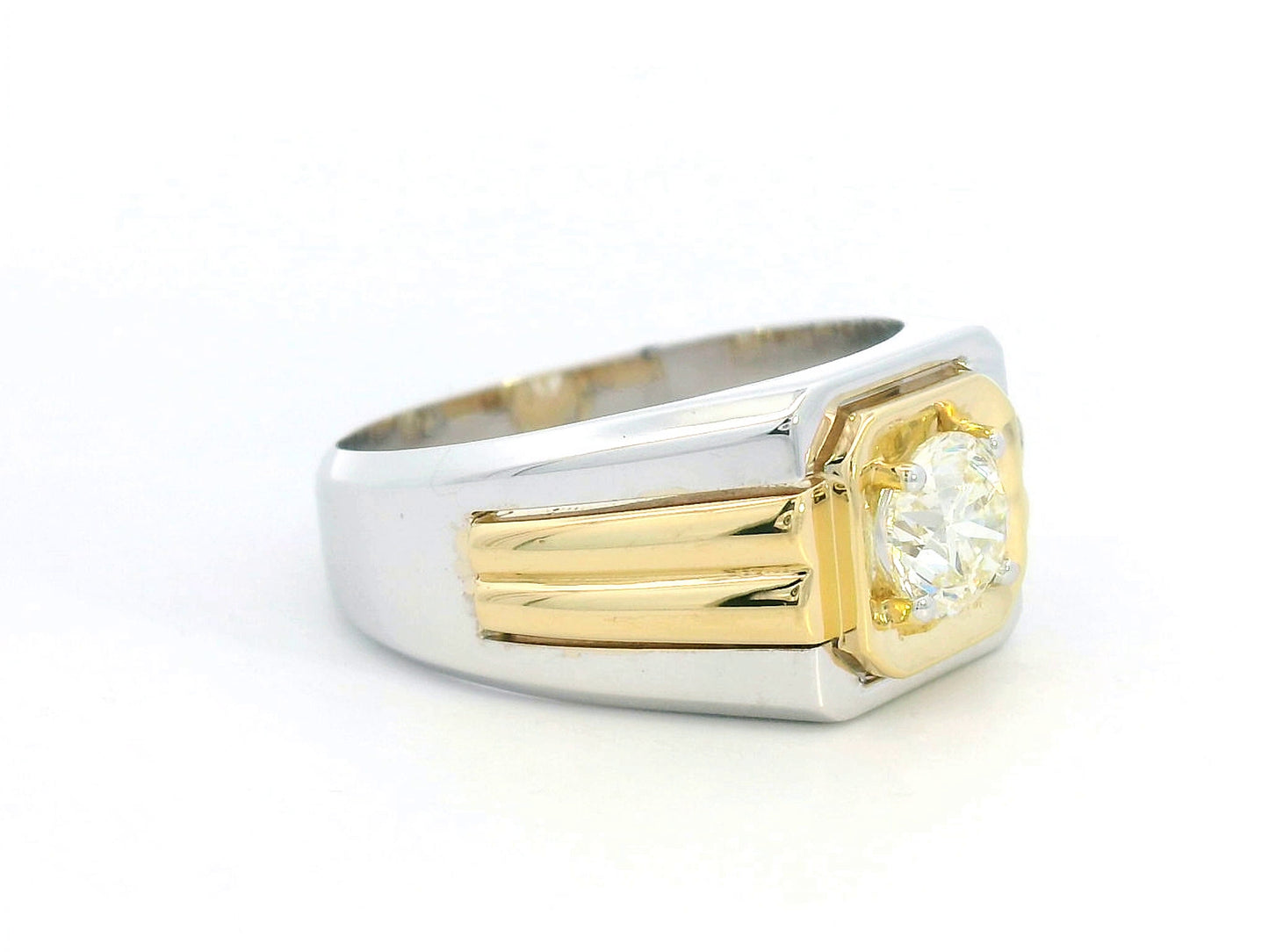 18K two-tone gold men's solitaire ring with 1.01 carat round brilliant diamond