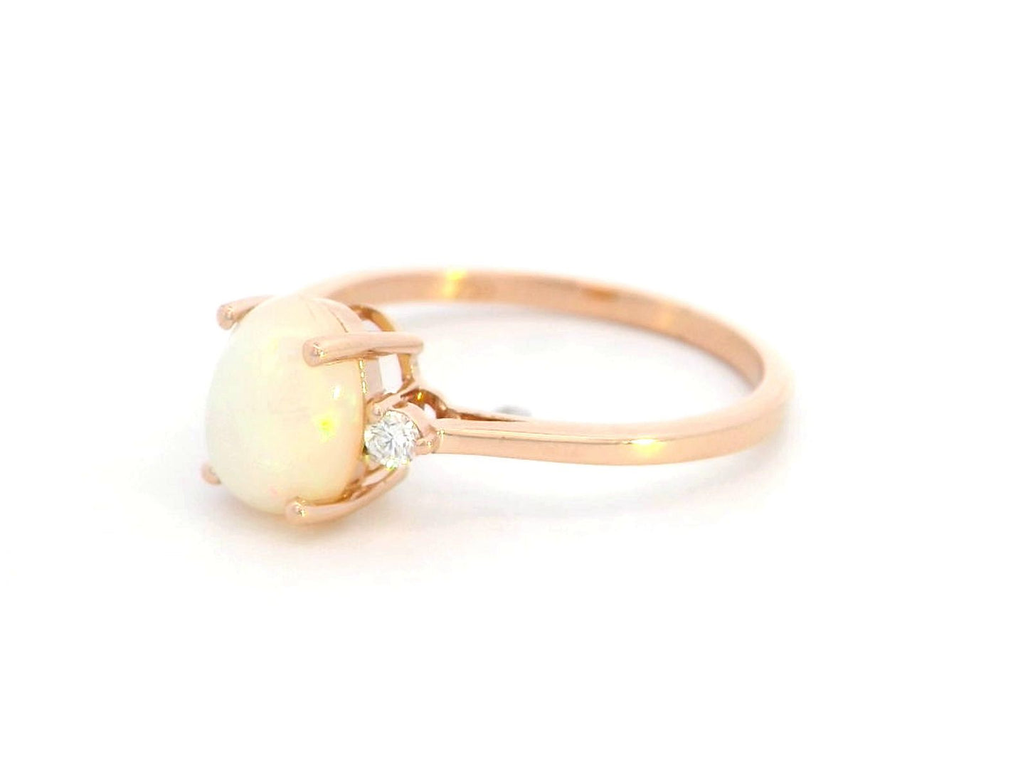 Exquisite 0.89 Carat Opal Ring with Diamond Accents – Elegant Birthstone Jewelry in 18k Rose Gold