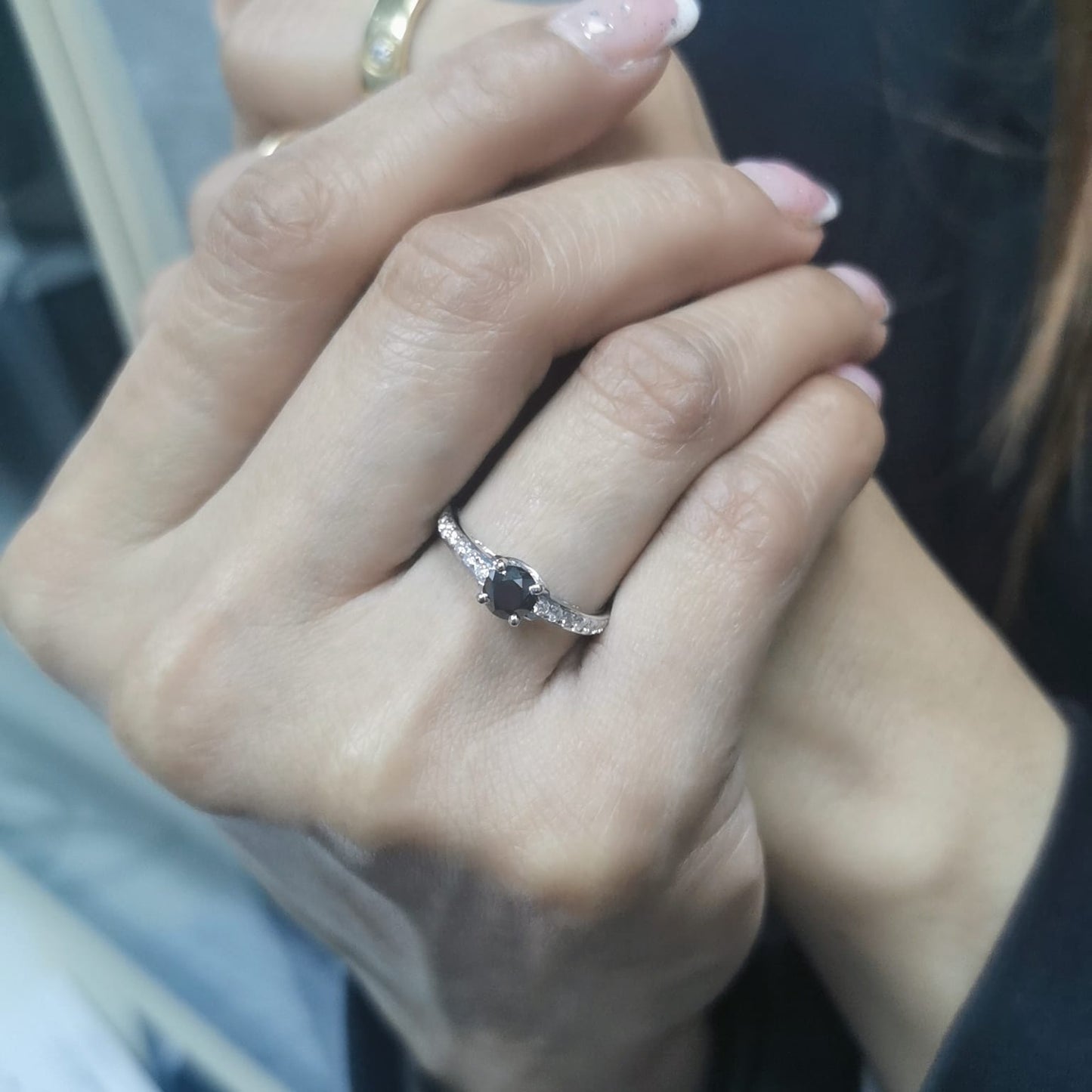 Black diamond ring with accent diamonds in 18K gold – Elegant statement ring.