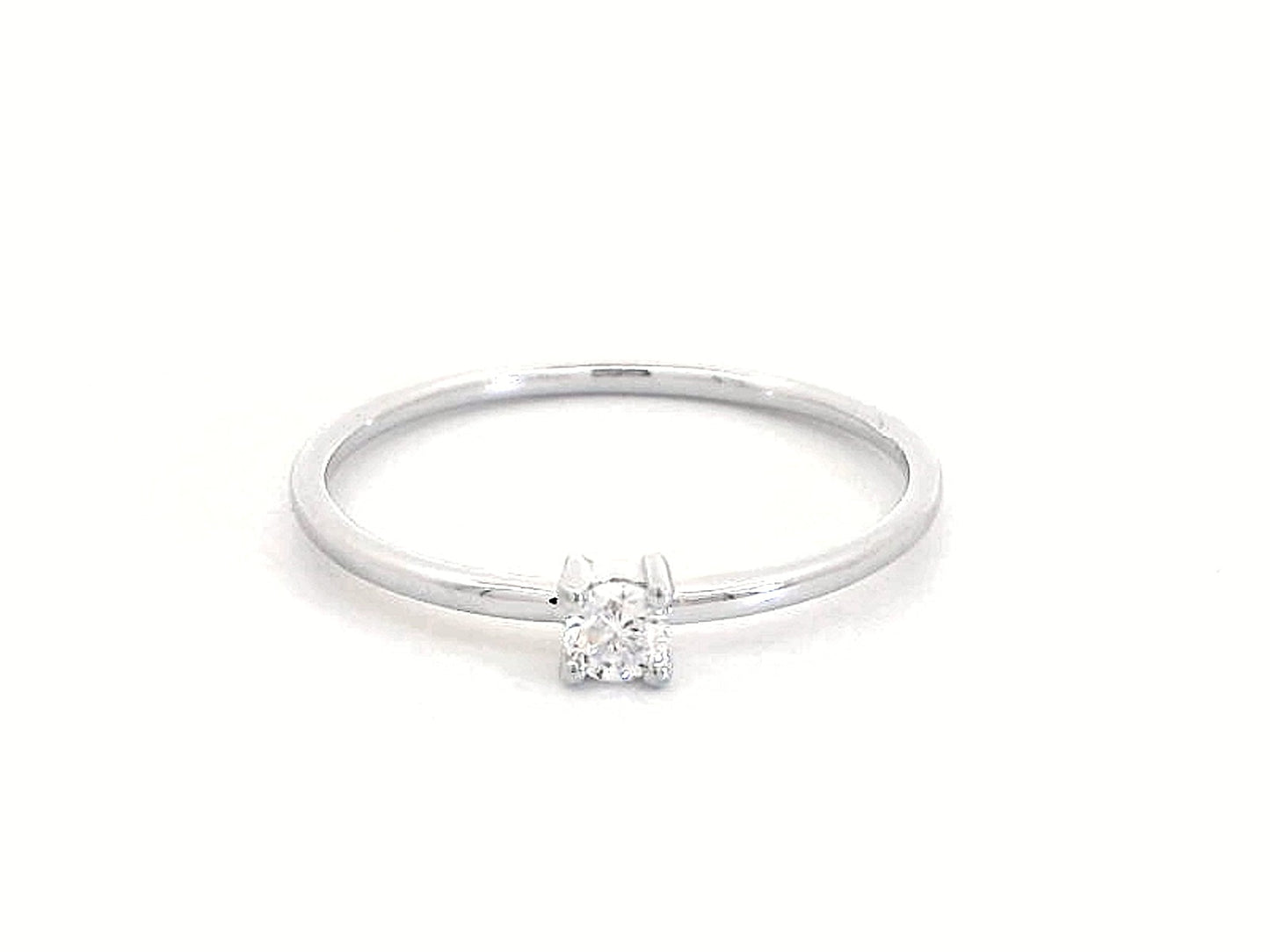 0.12 Carat Diamond Solitaire Ring in 18K Gold – Minimalist Engagement Ring for Women