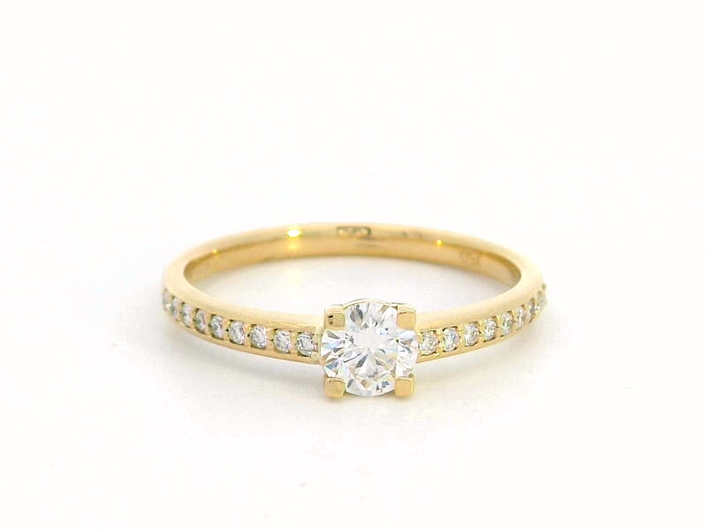 18K Yellow Gold Diamond Solitaire Ring with 0.37ct Round Diamond and Accent Band – Classic Design