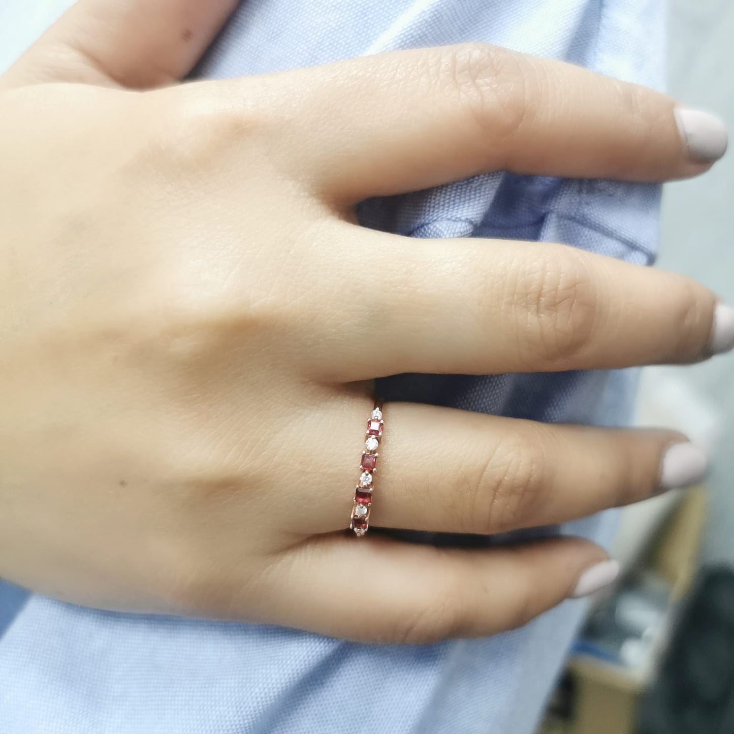 18K rose gold ring with alternating square-cut rubies and diamonds – Perfect for stacking or as a birthstone ring.