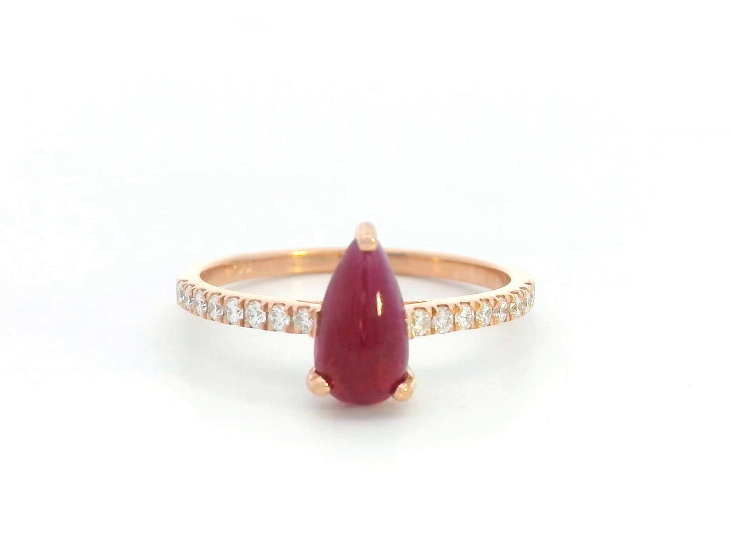 18K rose gold ring with pear-shaped cabochon ruby and diamond pavé band – 1.29 carat ruby