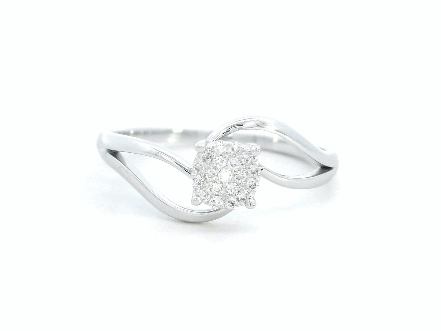 Cluster Set Diamond Ring in 18K White Gold | Elegant Diamond Band