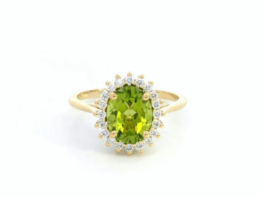 18K Gold Ring with Oval 1.91 Carat Peridot and Diamond Halo – Diana Style Design
