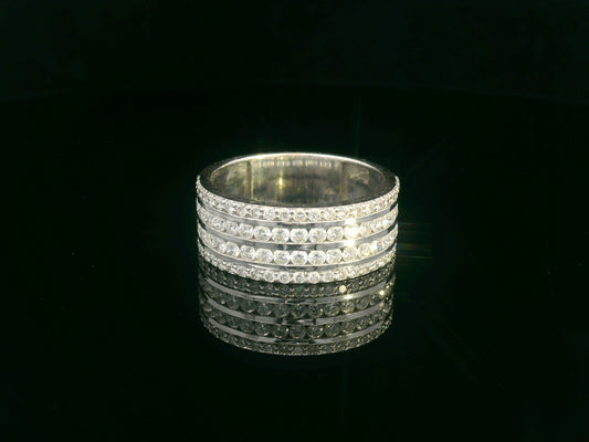 Multi-row 18K gold diamond ring with alternating bands of brilliant-cut diamonds and polished gold – 1.26 carats