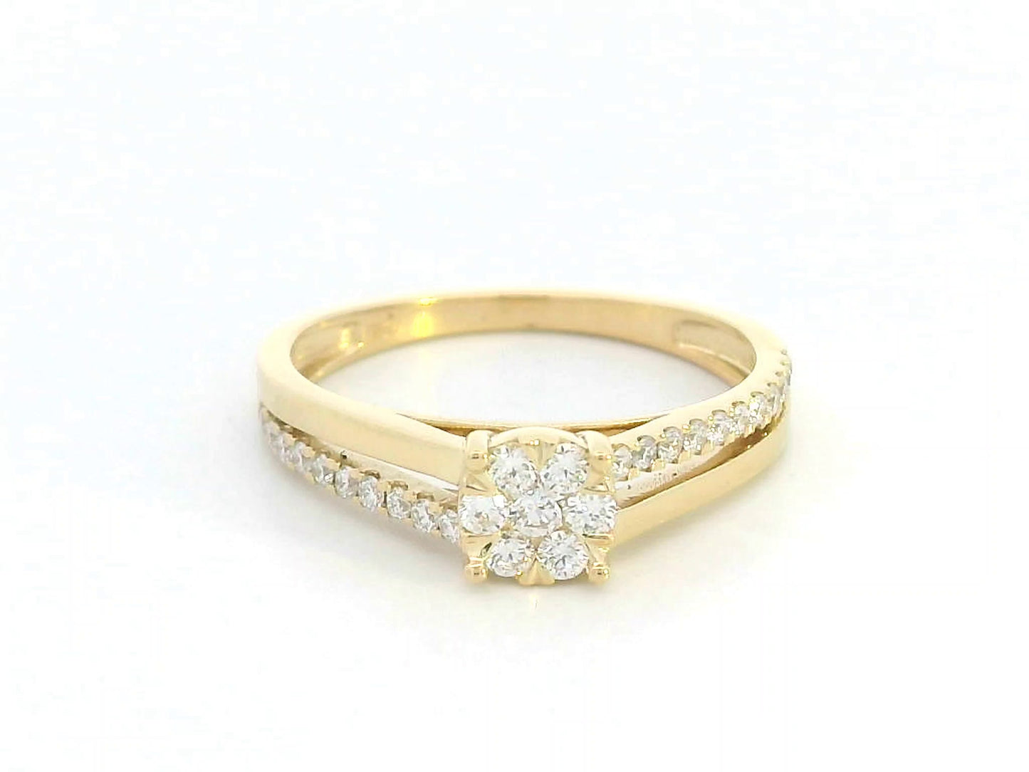 18K Yellow Gold Split Shank Diamond Ring with Pavé and Polished Band and Floral Cluster Center