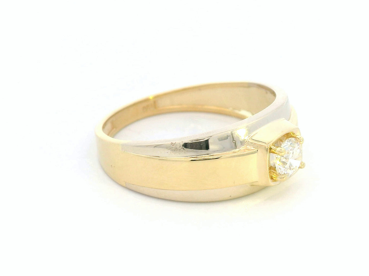 Men’s Two-Tone Diamond Ring in 18K Yellow & White Gold – 0.37 Carat Round Brilliant