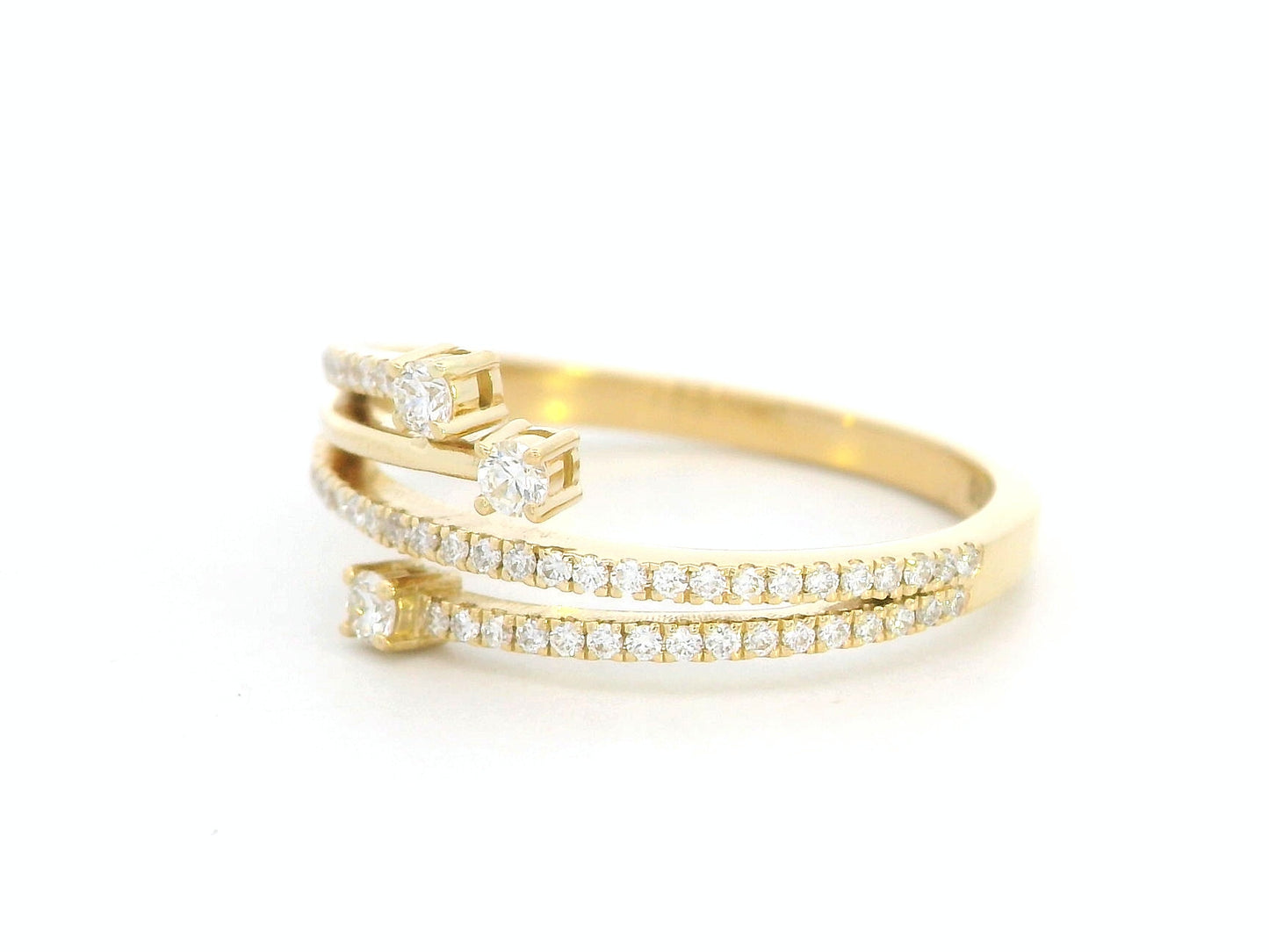 18K yellow gold ring with multiple-row design set with round diamonds totaling 0.31 carats