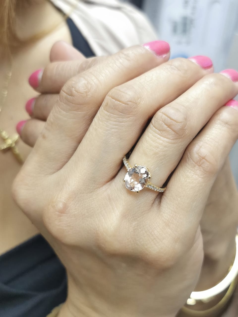 18K rose gold ring with 2.22ct oval Morganite and 0.25ct diamond band