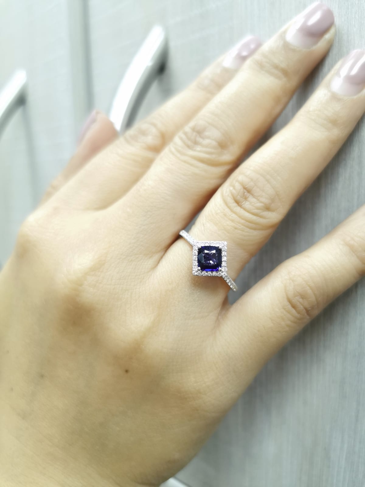 18K White Gold Blue Sapphire Ring with Diamond Halo –
