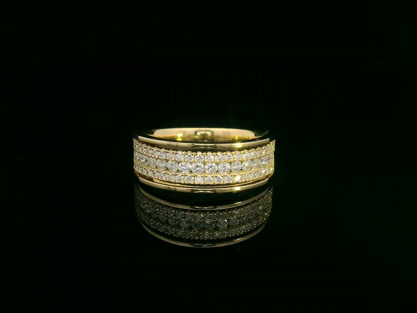 18K gold wide band ring with three rows of diamonds and two polished gold borders – 0.72ct