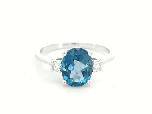 Oval London Blue Topaz ring in 18K white gold