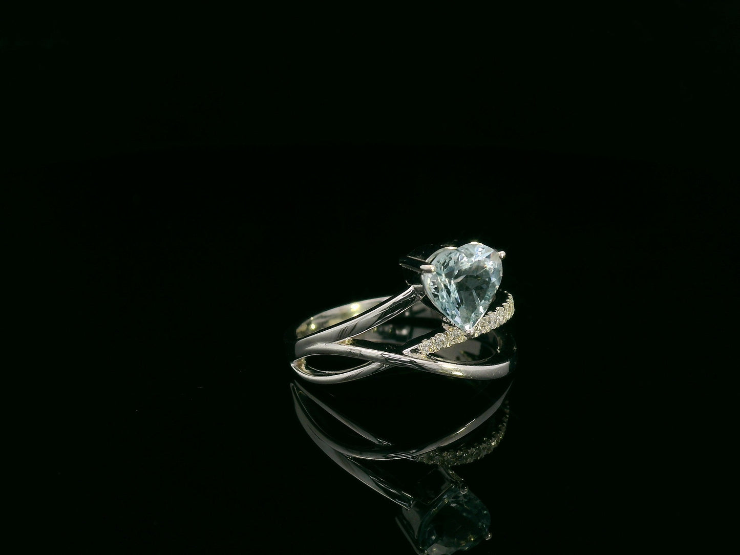 Heart-Shaped Aquamarine and Diamond Bypass Ring in 18K Gold