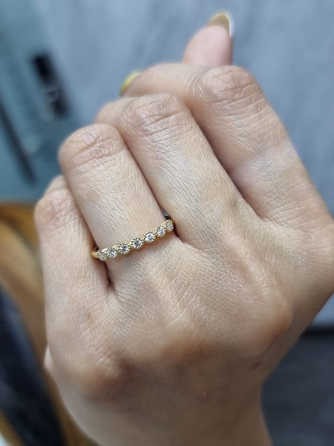 18k yellow gold slim diamond band with 0.22ct round brilliant diamonds – certificate included