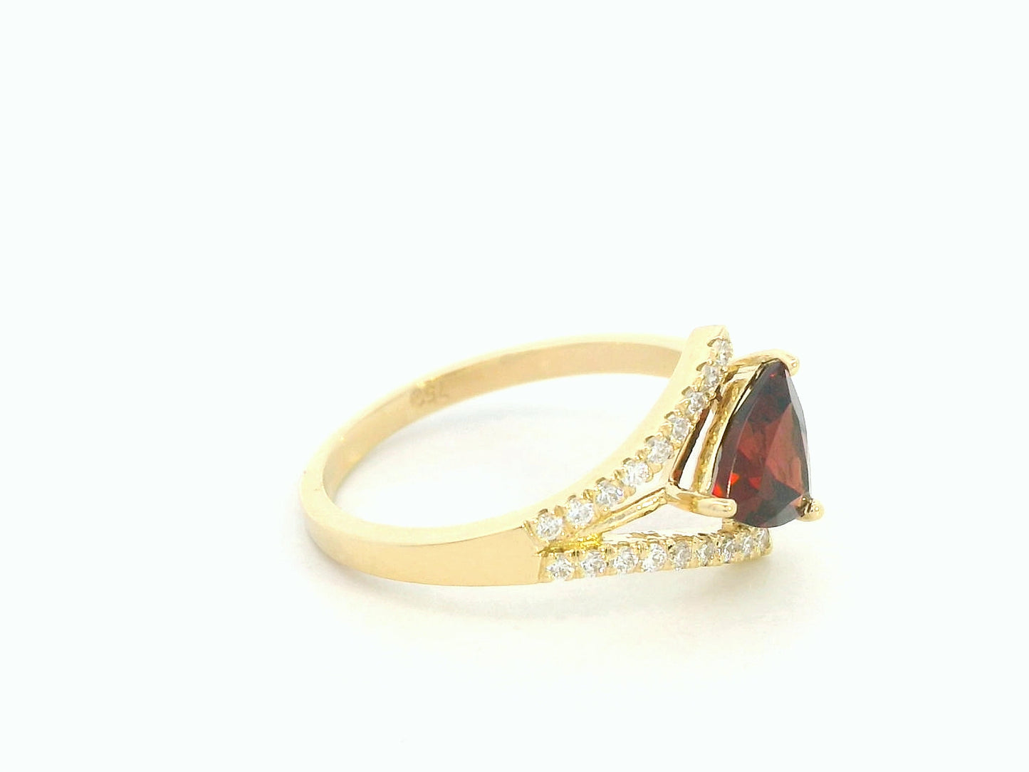 18K yellow gold triangular garnet ring with split-shank pavé diamonds, modern luxury design