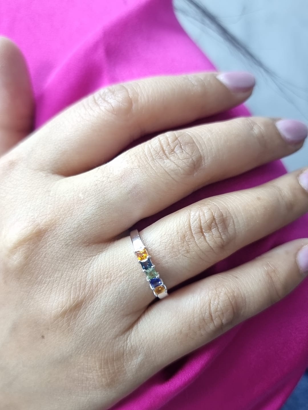 Multi-colored princess-cut sapphire ring in 18K white gold