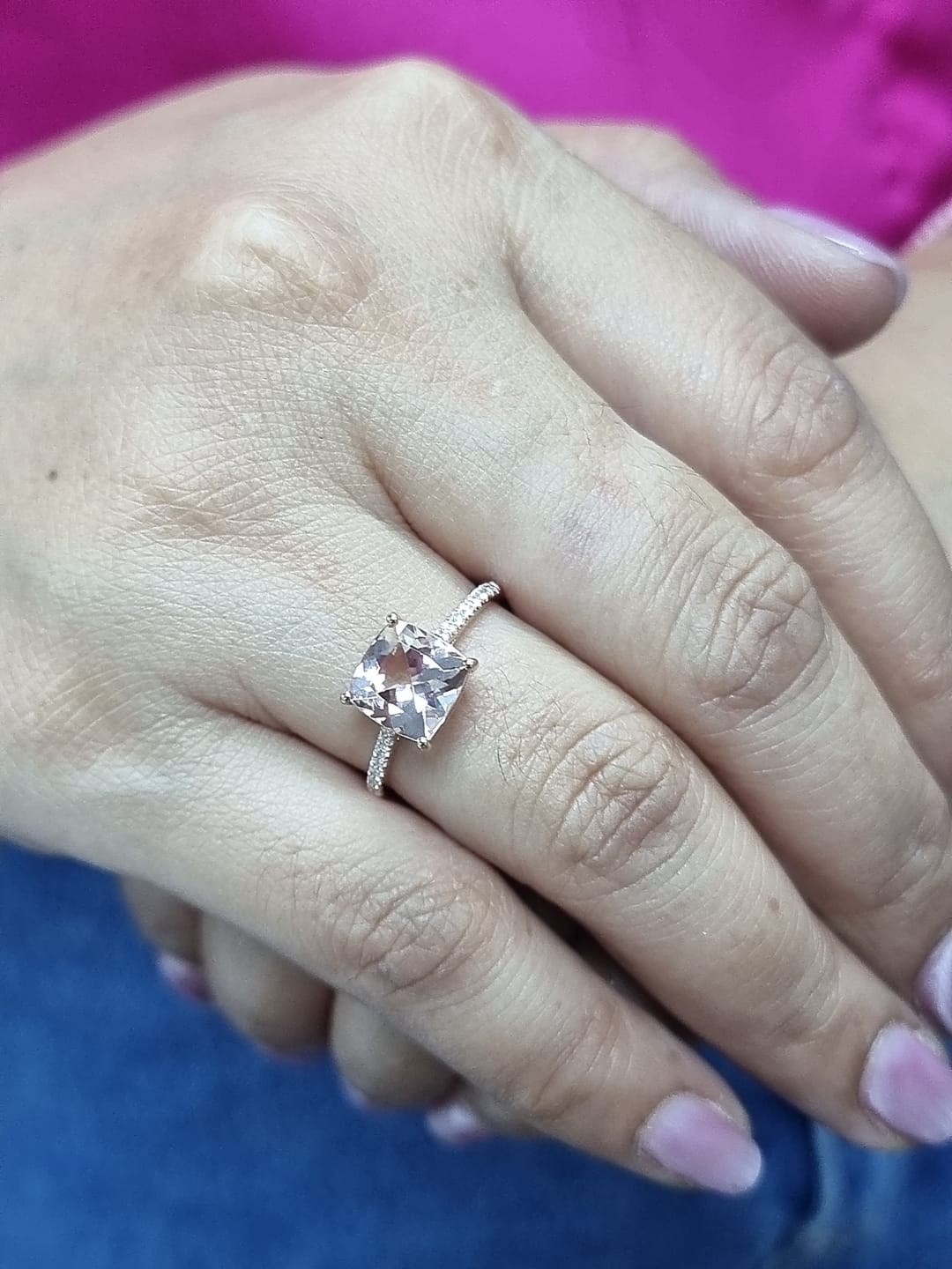 18K rose gold ring with cushion-cut morganite and diamond accents, 2.30 carat