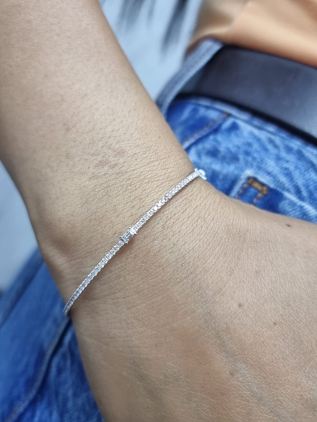 18k White Gold Diamond Bangle With Round and Baguette Diamonds | Elegant Fine Jewelry