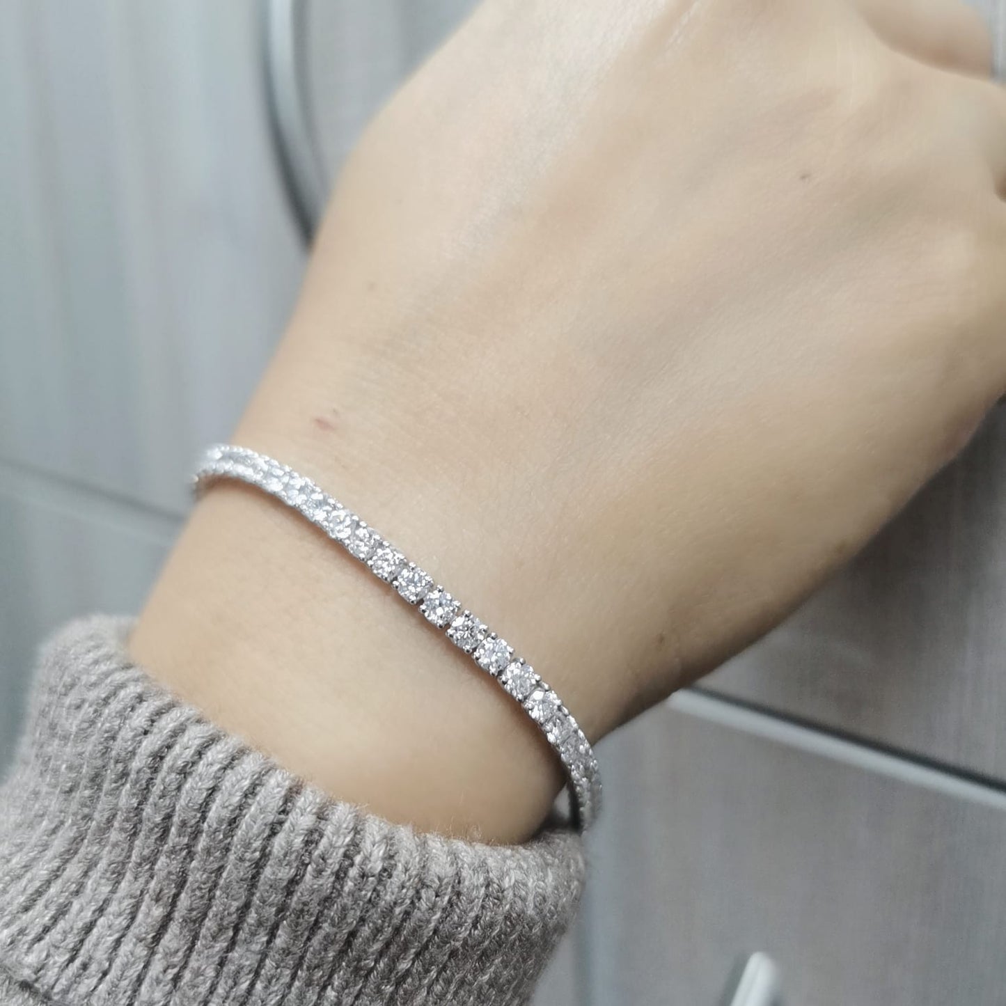 18K White Gold Diamond Tennis Bracelet with 5.58 Carats of Round-Cut Diamonds