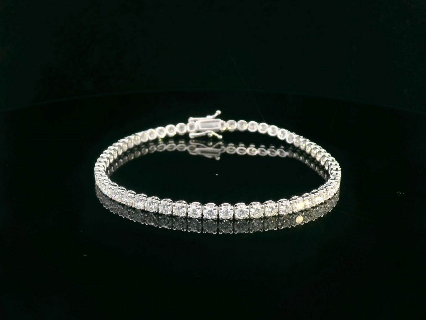 18K White Gold Diamond Tennis Bracelet with 5.58 Carats of Round-Cut Diamonds