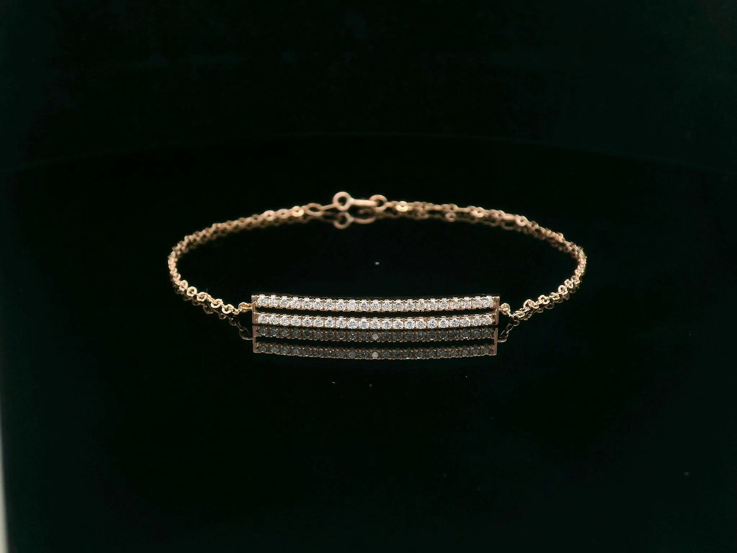 18K rose gold diamond bar bracelet with 0.43 carat pavé-set round diamonds