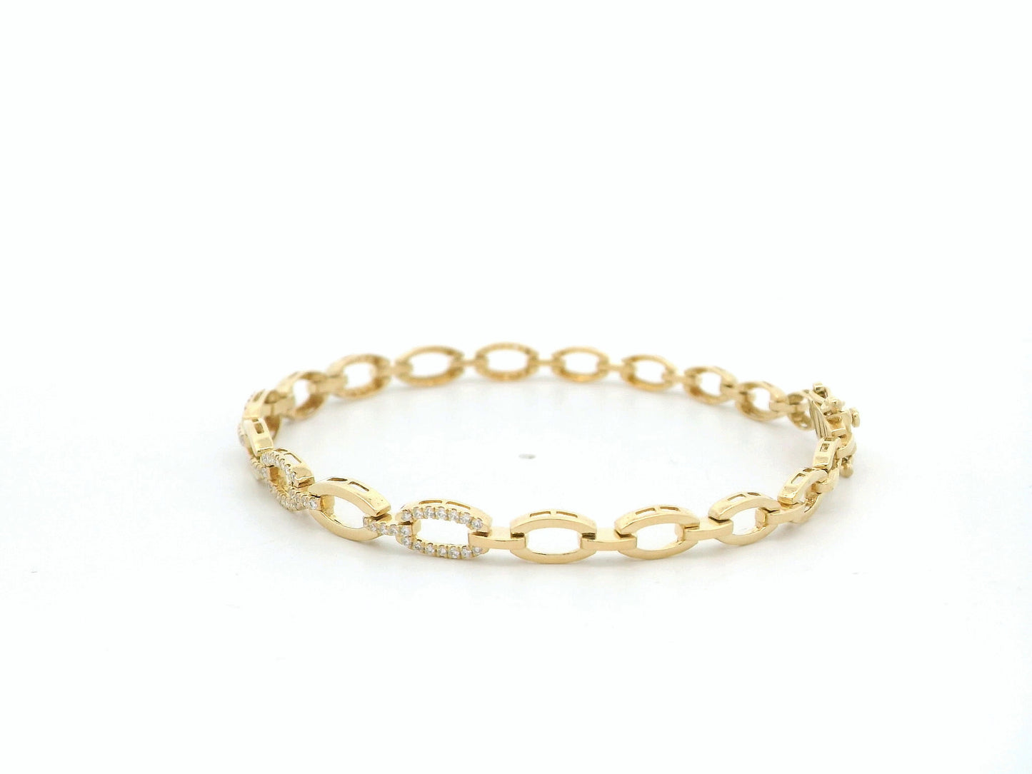 18K yellow gold diamond link bracelet – pavé diamond oval design by Emirates Diamonds