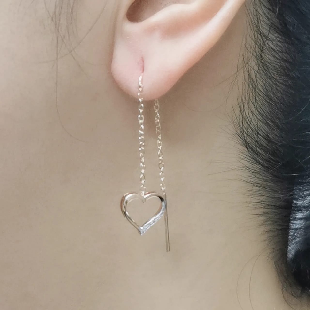 Needle And Thread Earrings With Heart Charm In 18k Rose Gold.