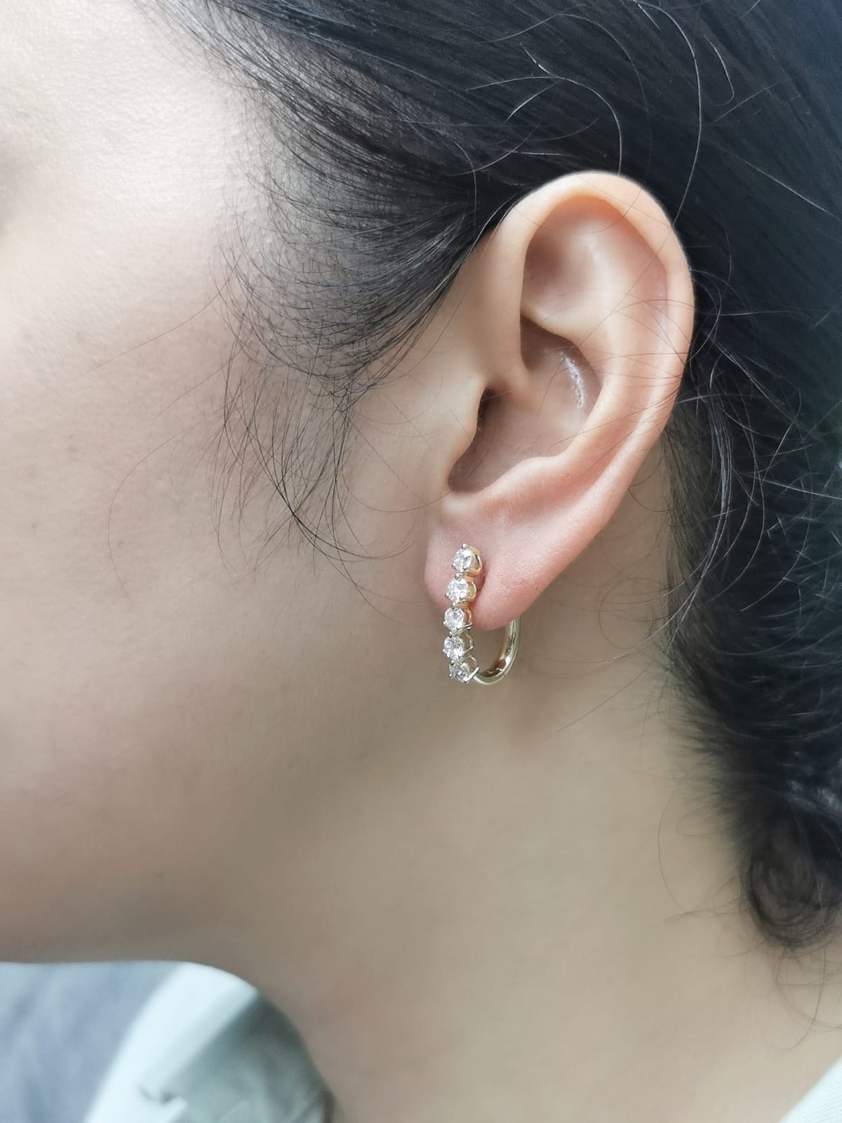 Elegant 18K Gold Diamond Hoop Earrings (Total 1.44ct Diamonds)