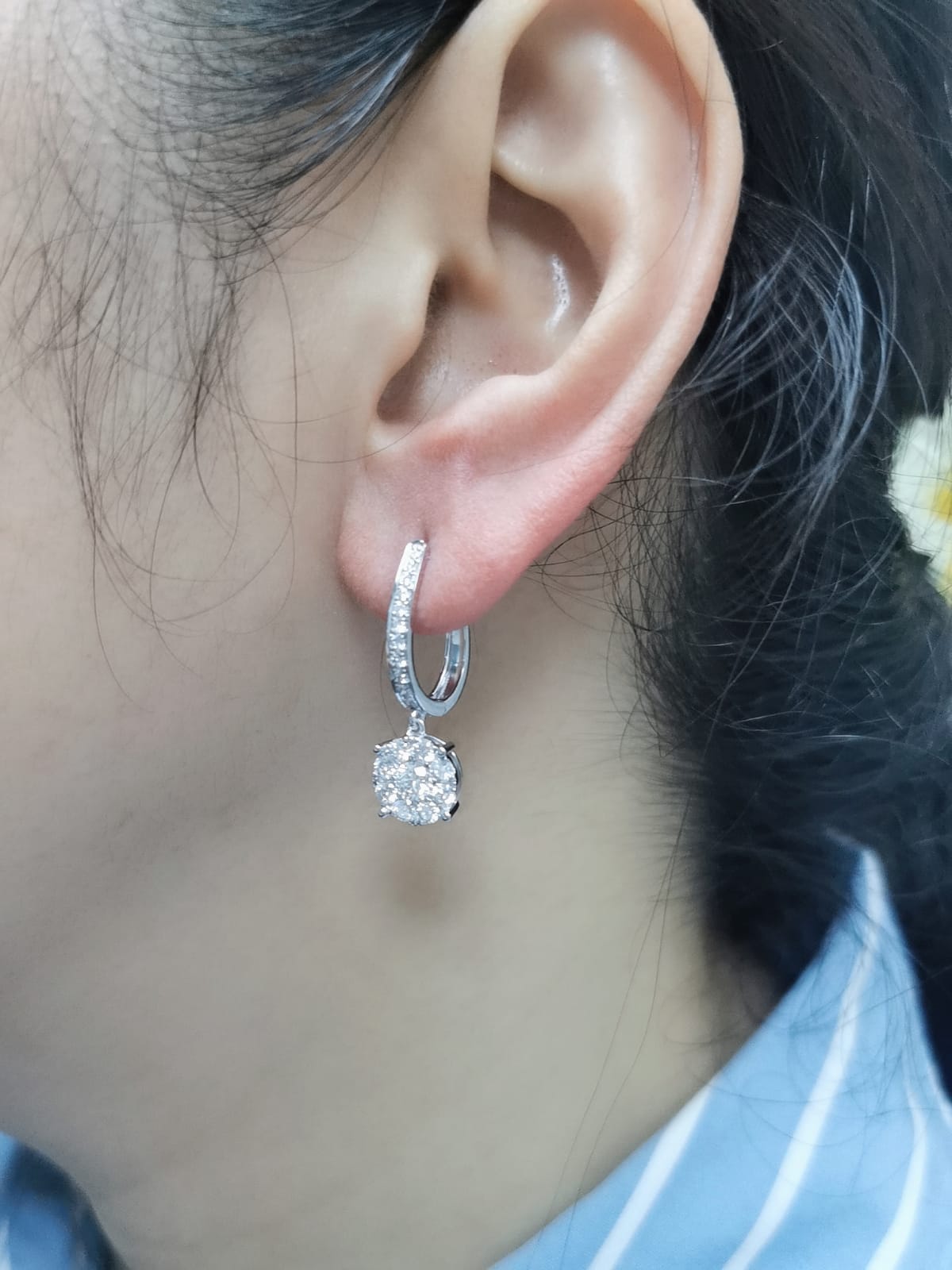 Stunning 18K White Gold Diamond Drop Hoop Earrings (1.52ct Diamonds)