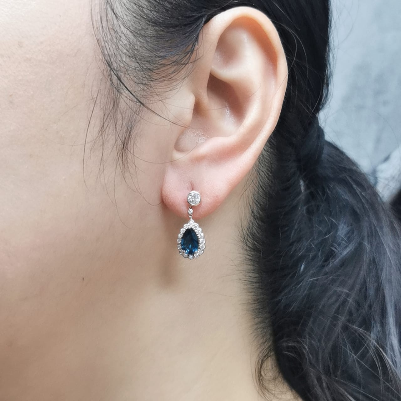 18K Gold Pear-Cut London Blue Topaz & Diamond Halo Drop Earrings – 2.00 CT Topaz