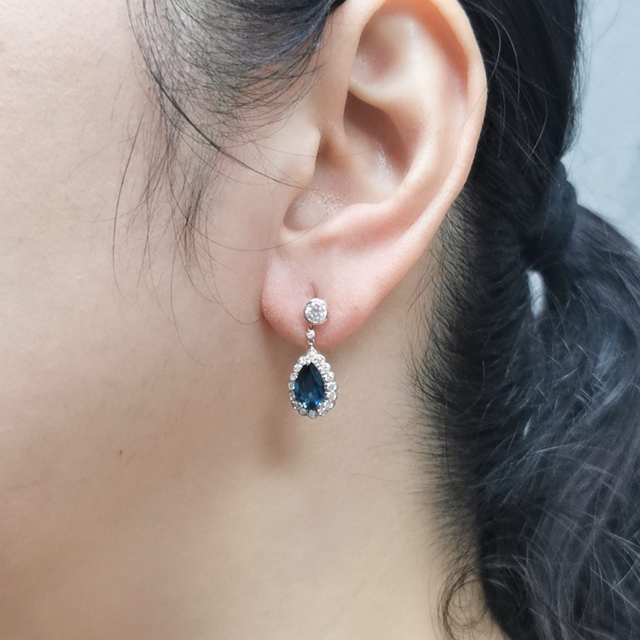 18K Gold Pear-Cut London Blue Topaz & Diamond Halo Drop Earrings – 2.00 CT Topaz