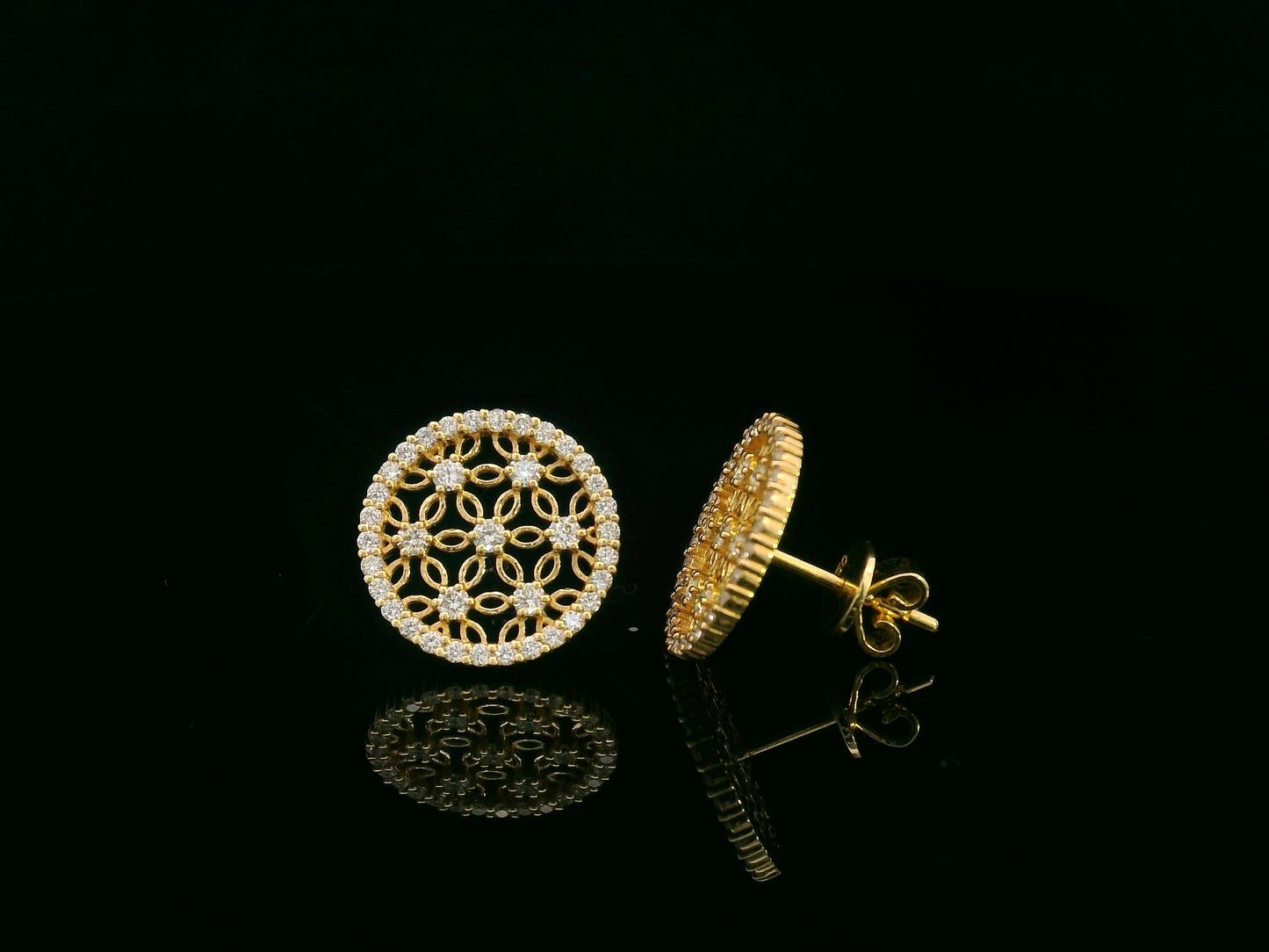 18k-gold-diamond-vintage-filigree-floral-circle-earrings.