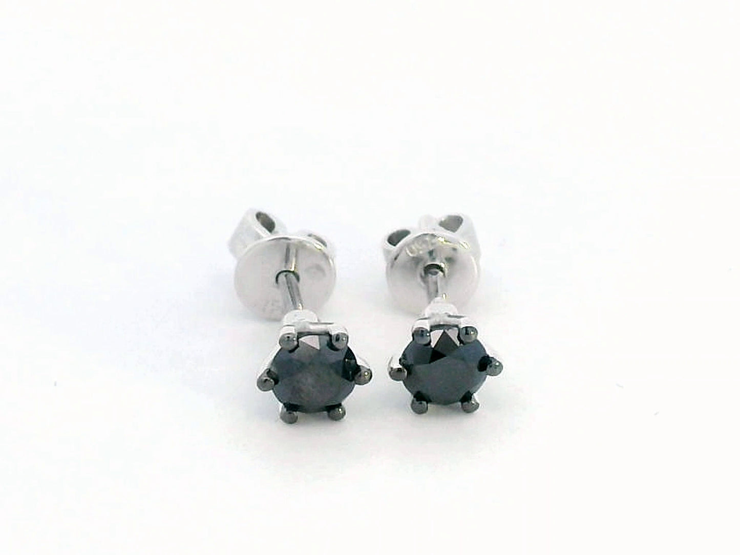 18K Gold Round Cut Solitaire Black Diamond Stud Earrings