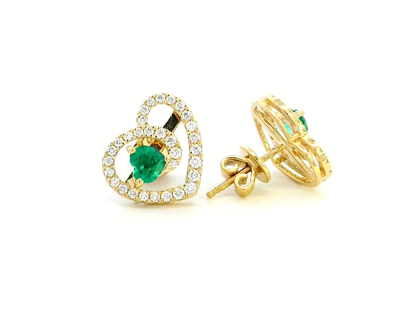 18K gold heart-shaped emerald and diamond earrings featuring 0.55 carats of emeralds and 0.52 carats of diamonds – romantic and elegant birthstone jewelry.