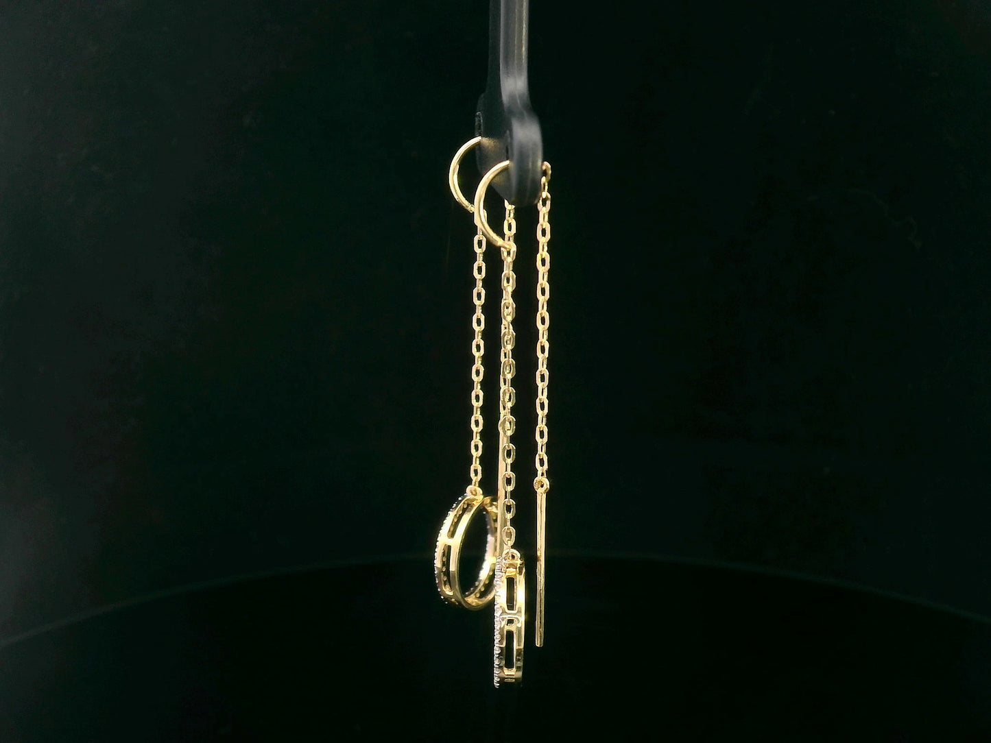 18K gold diamond threader earrings with a 0.22ct round diamond open circle drop, featuring a delicate and modern design.