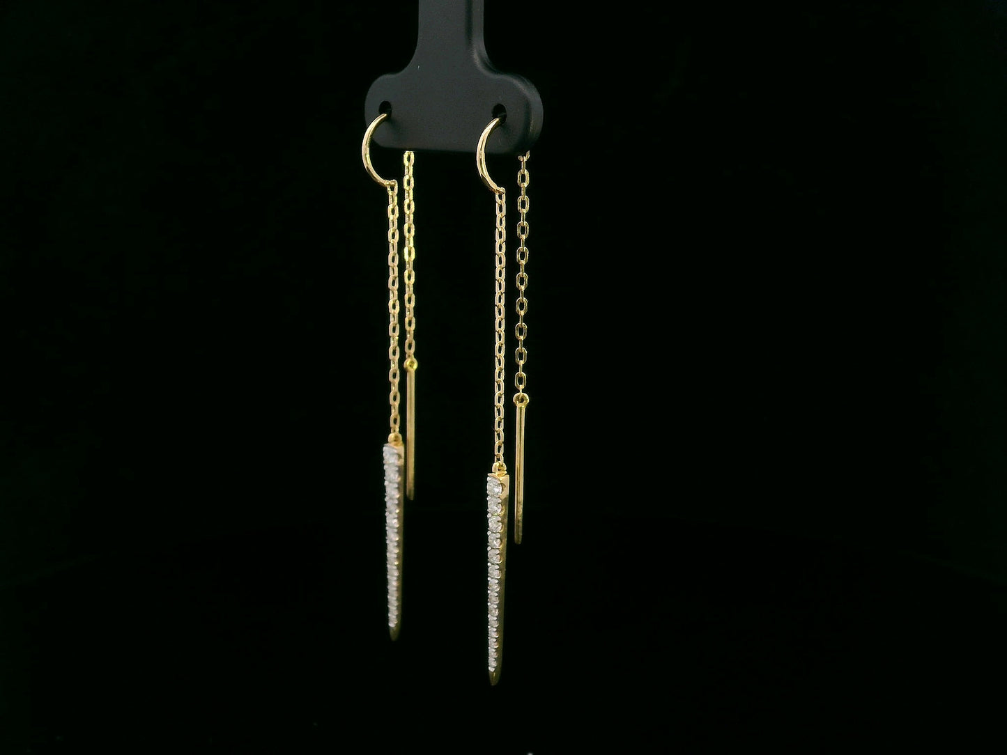 18K gold diamond threader earrings featuring 0.34 carats of pavé-set diamonds in a modern dangle drop design.