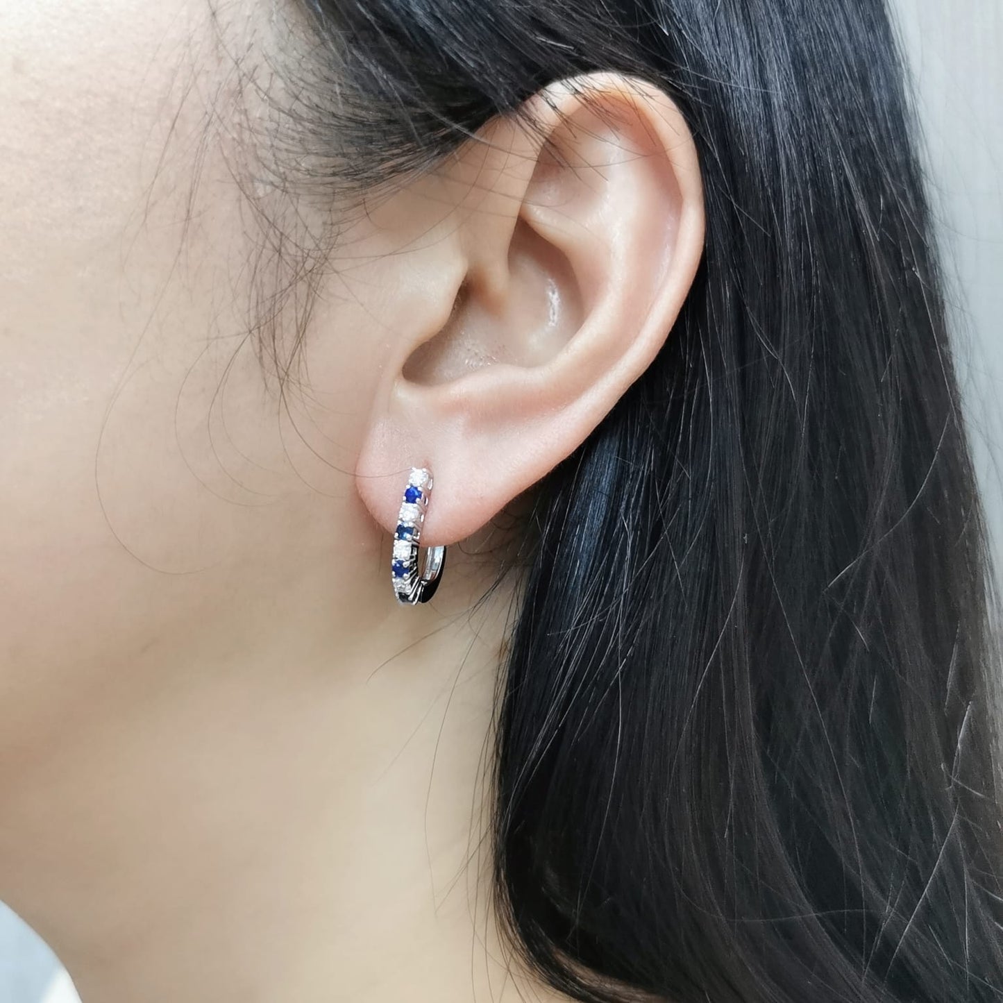 18K white gold sapphire and diamond hoop earrings – elegant birthstone jewelry with 0.32 CT diamonds and 0.41 CT sapphires