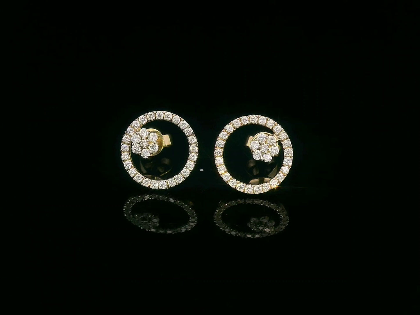 18K gold floral diamond earrings with 0.33 carat round diamonds in a circular stud design