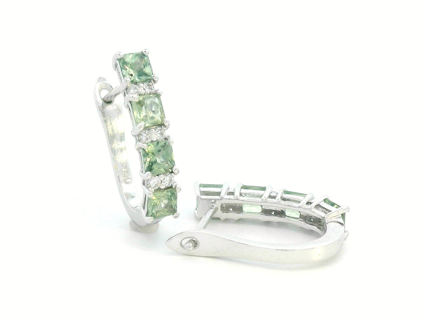 18K white gold hoop earrings with princess-cut green sapphires and round diamonds