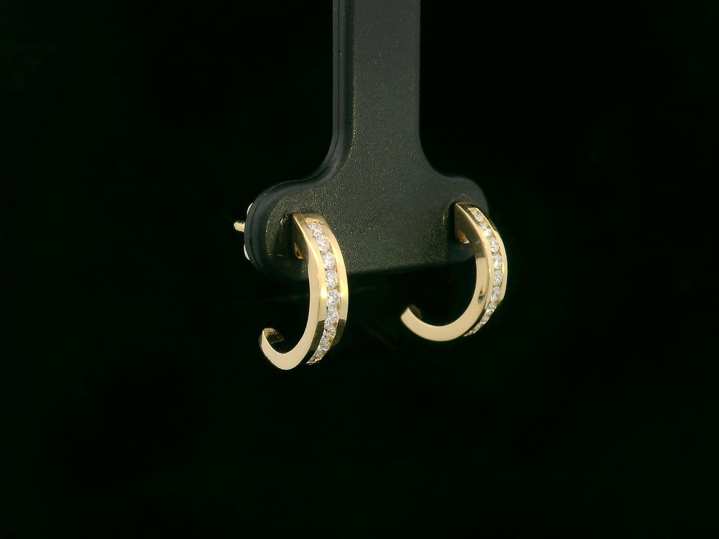 18K yellow gold diamond half-hoop earrings – 0.21ct pavé-set round diamonds, modern fine jewelry by Emirates Diamonds