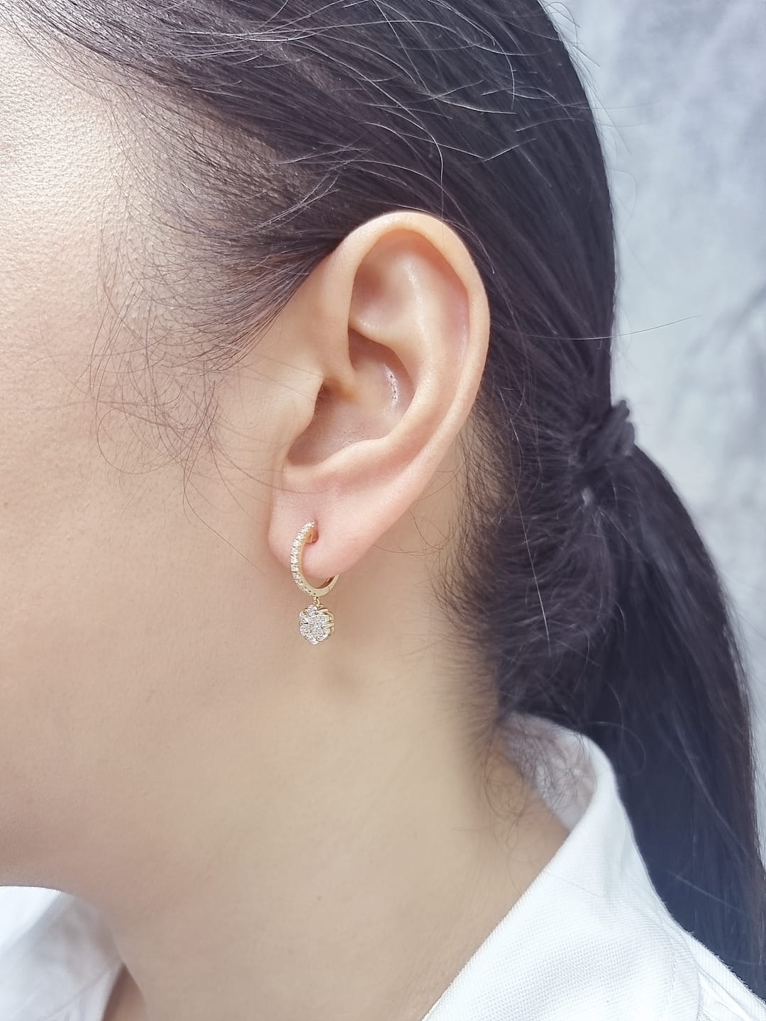 18K yellow gold hoop earrings with pavé-set diamonds and floral diamond drops, total 0.91 carat