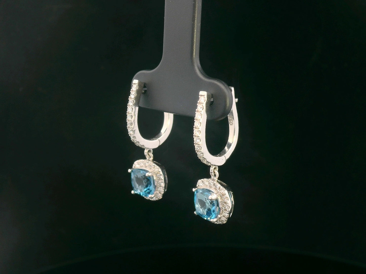Elegant London Blue Topaz & Diamond Drop Earrings in 18K Gold – 2.33 Carat