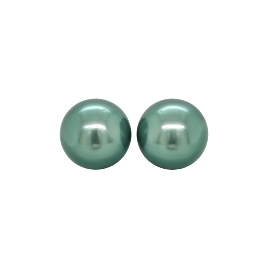 Black Tahiti Pearl Stud earrings in 18k White Gold.
