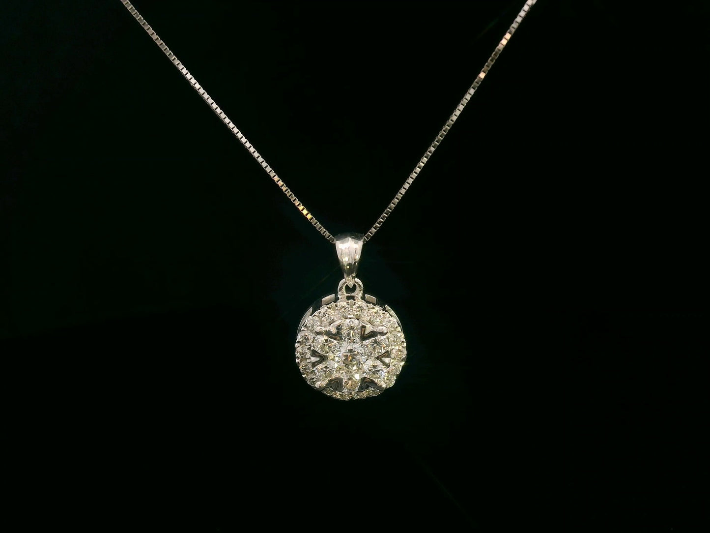 18K gold round diamond cluster pendant featuring 0.45-carat natural diamonds in an elegant fine jewelry setting. Chain not included; contact us to choose your preferred chain length and style.