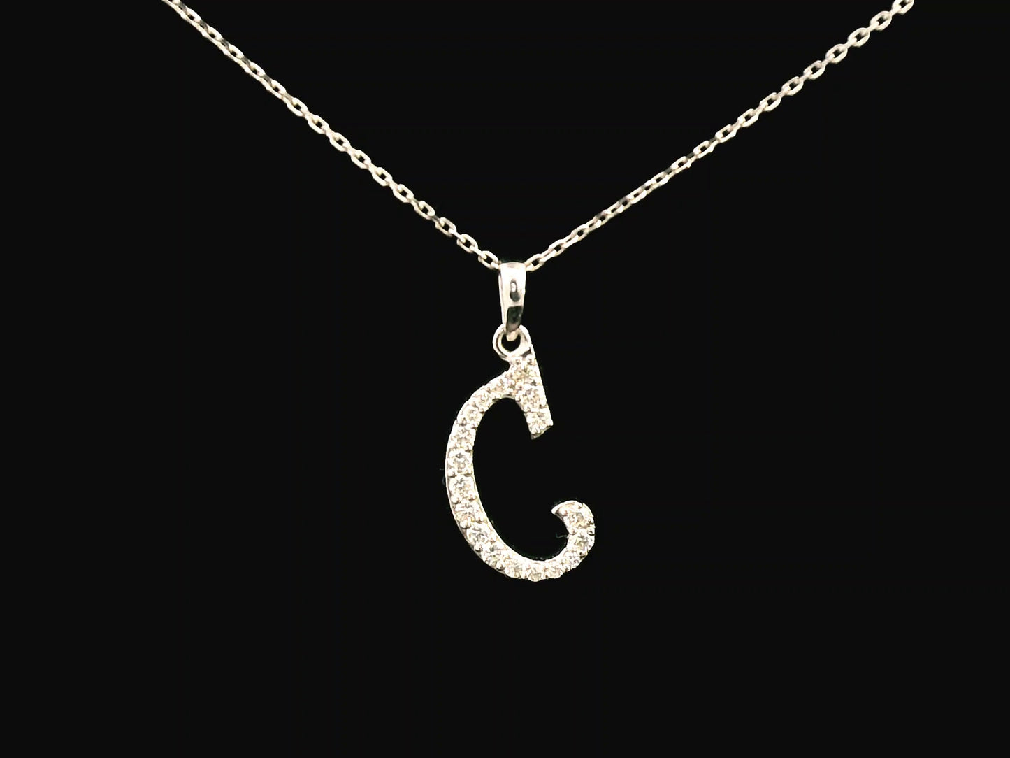 18K gold diamond initial pendant featuring 0.17 carats of brilliant diamonds, personalized letter necklace, luxury monogram jewelry gift.